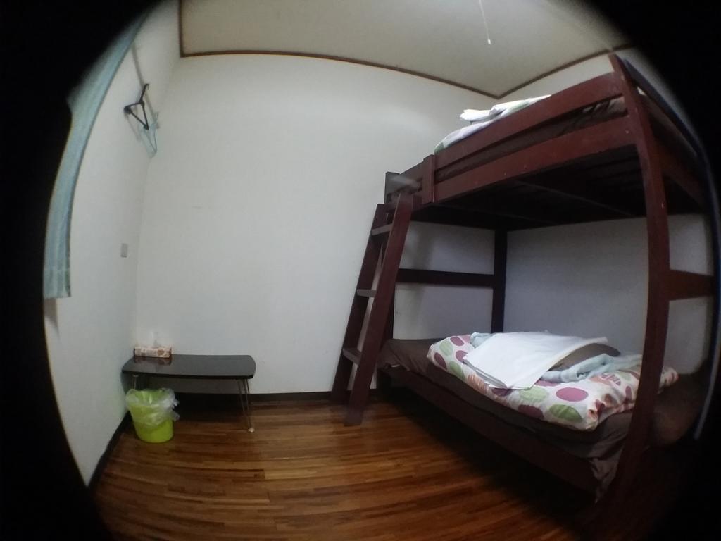 Guesthouse Base Okinawa Νάχα Εξωτερικό φωτογραφία