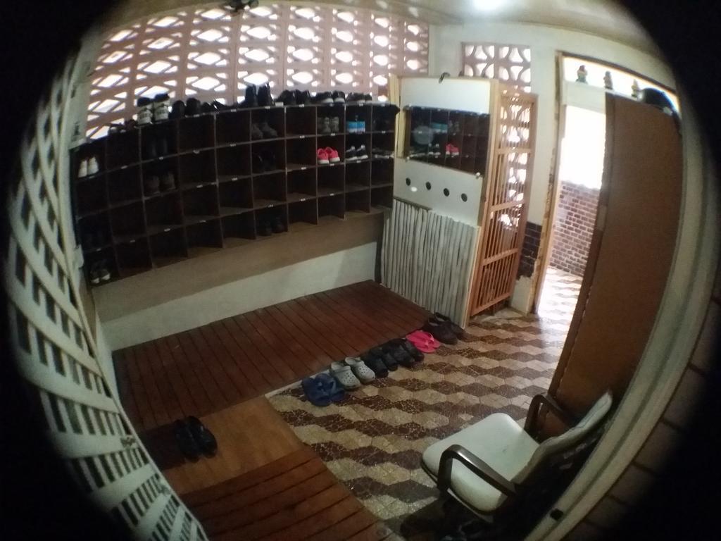 Guesthouse Base Okinawa Νάχα Εξωτερικό φωτογραφία